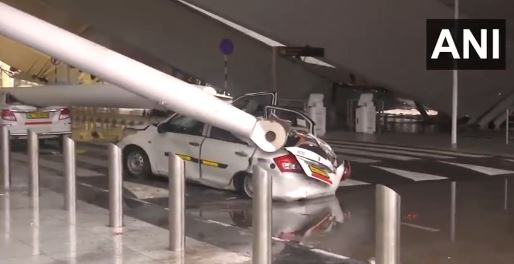 दिल्ली एयरपोर्ट पर बड़ा हादसा: टर्मिनल की छत गिरने से 1 की मौत छह घायल, विमानों का प्रस्थान दो बजे तक के लिए स्थगित